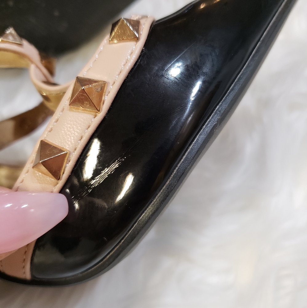 ๐HP!๐ Black and cream spiked heels - Picture 6 of 6